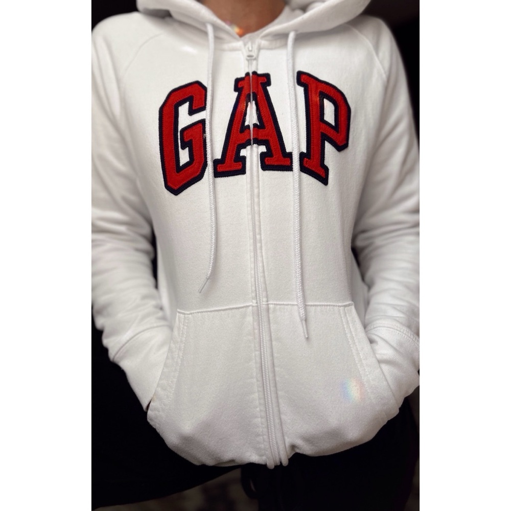 Y2K Gap Zip Up